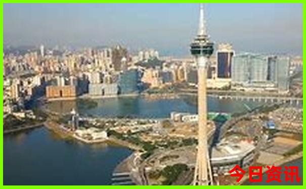 7月份去新疆旅游需要带什么